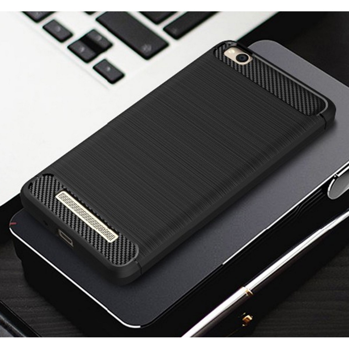 Funda Gel Tpu Tipo Carbon Negra para Xiaomi Redmi 4A