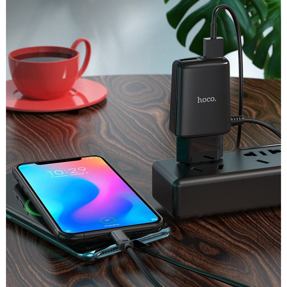 Cargador de Red Hoco. con Clable y Conector Dual USB 2,4A Lightning color Negro