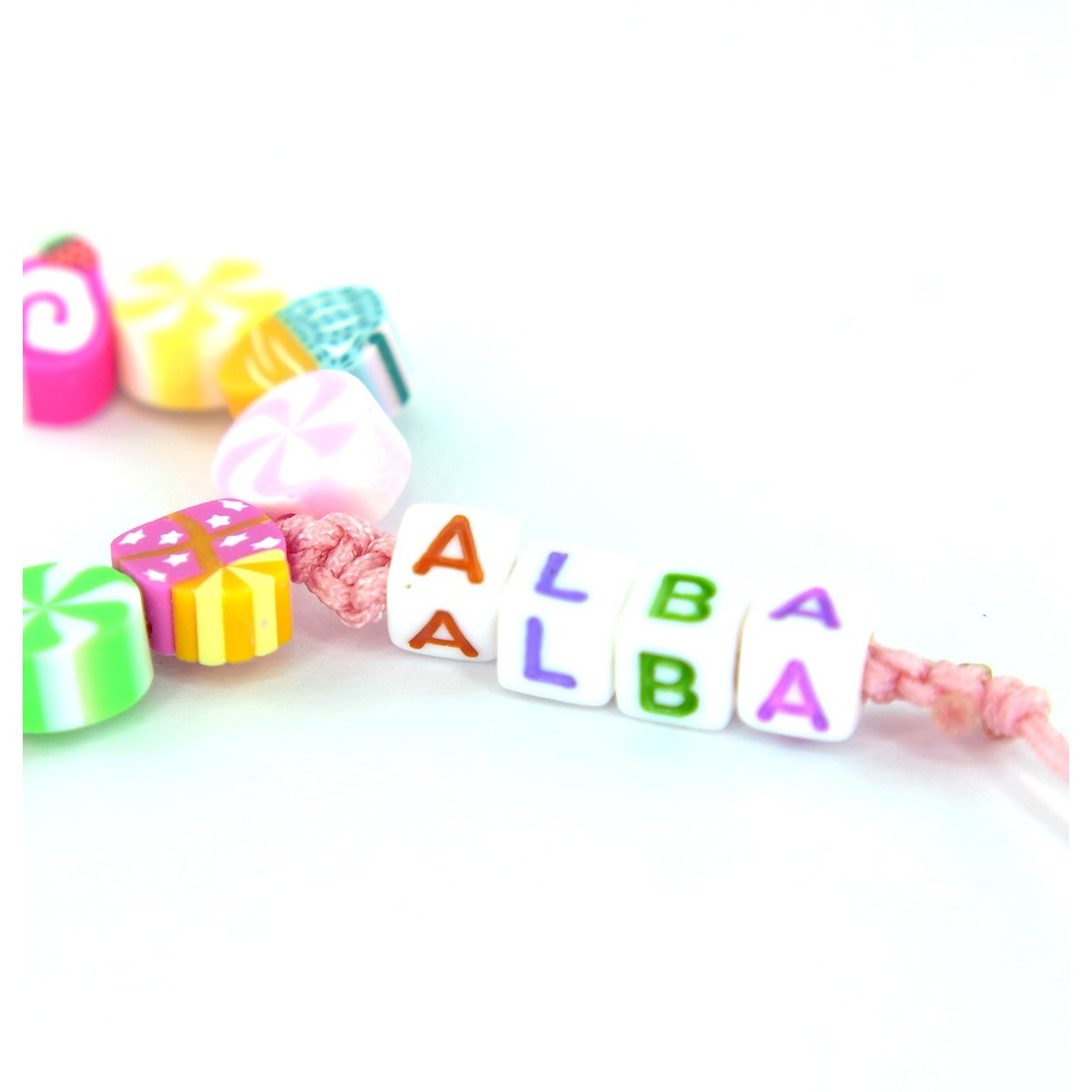 Personaliza tu Pulsera de Cuentas Modelo Cupcake con Tu Nombre