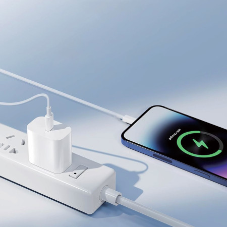 Cable de Carga Rápida y Datos Wephone WD203 – USB-C a Serie IPX,PD 30W / 3A,1 Metro,Blanco